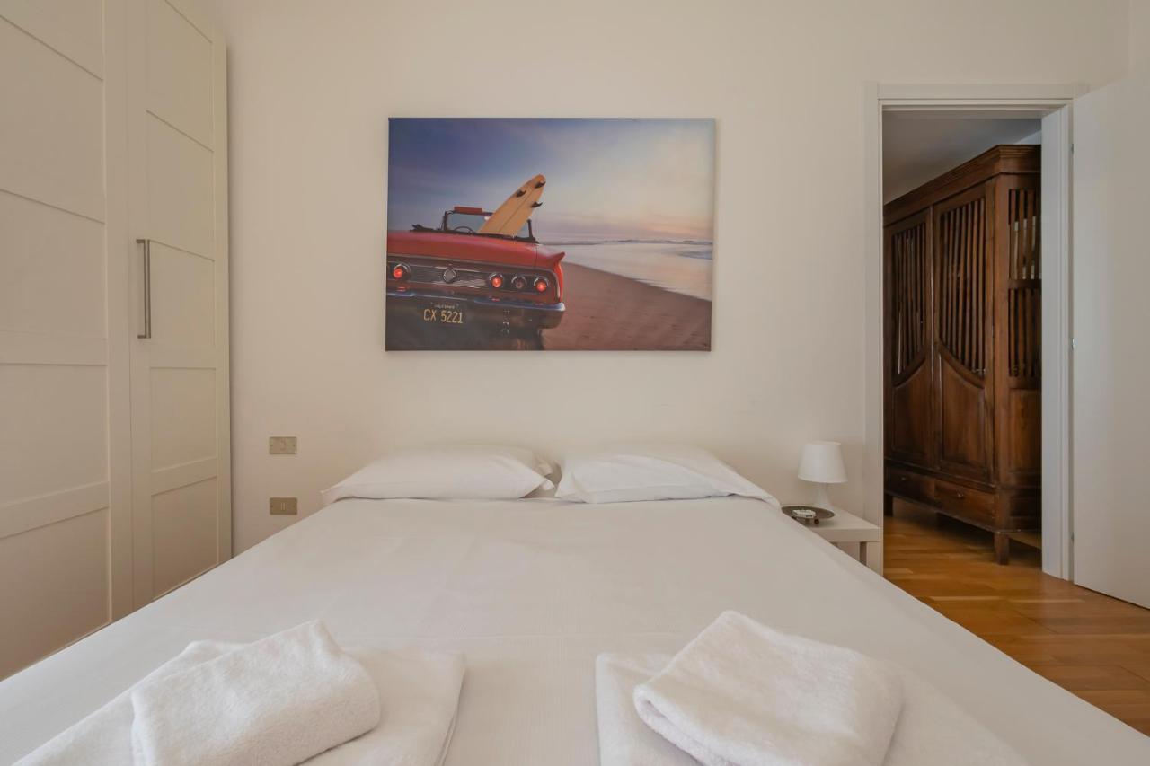 Luxury Flat Between Navigli And Duomo - Sambuco Милано Екстериор снимка