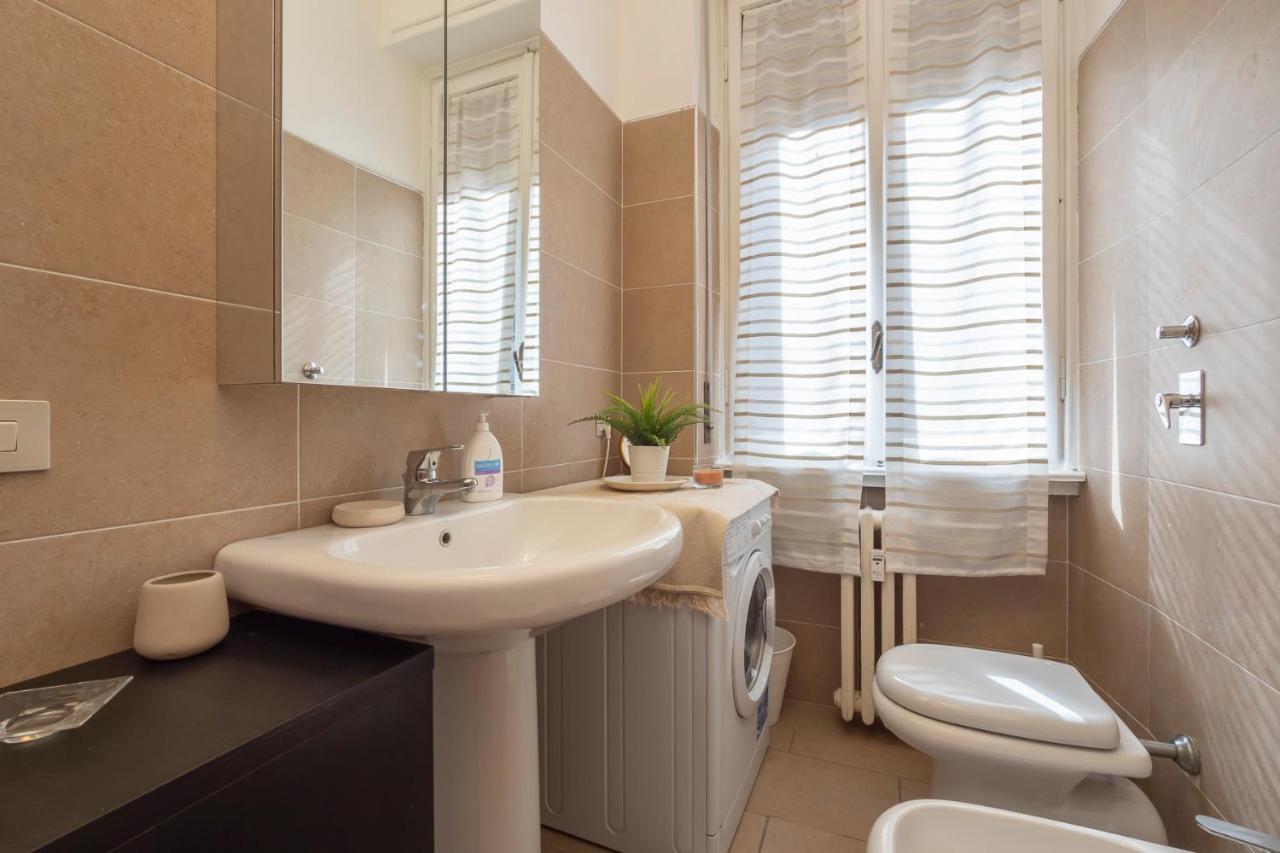Luxury Flat Between Navigli And Duomo - Sambuco Милано Екстериор снимка