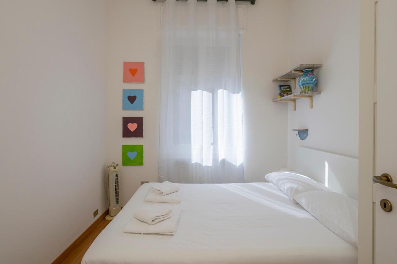Luxury Flat Between Navigli And Duomo - Sambuco Милано Екстериор снимка