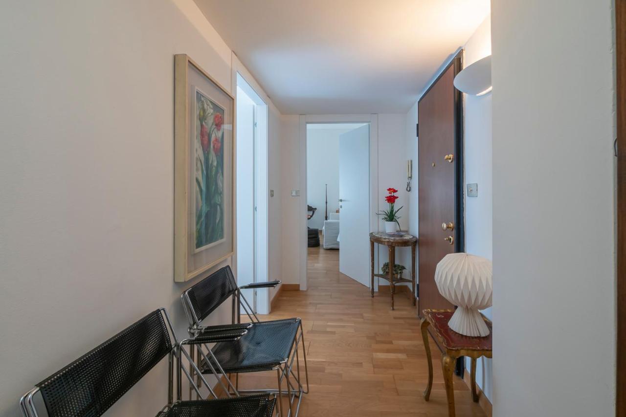 Luxury Flat Between Navigli And Duomo - Sambuco Милано Екстериор снимка