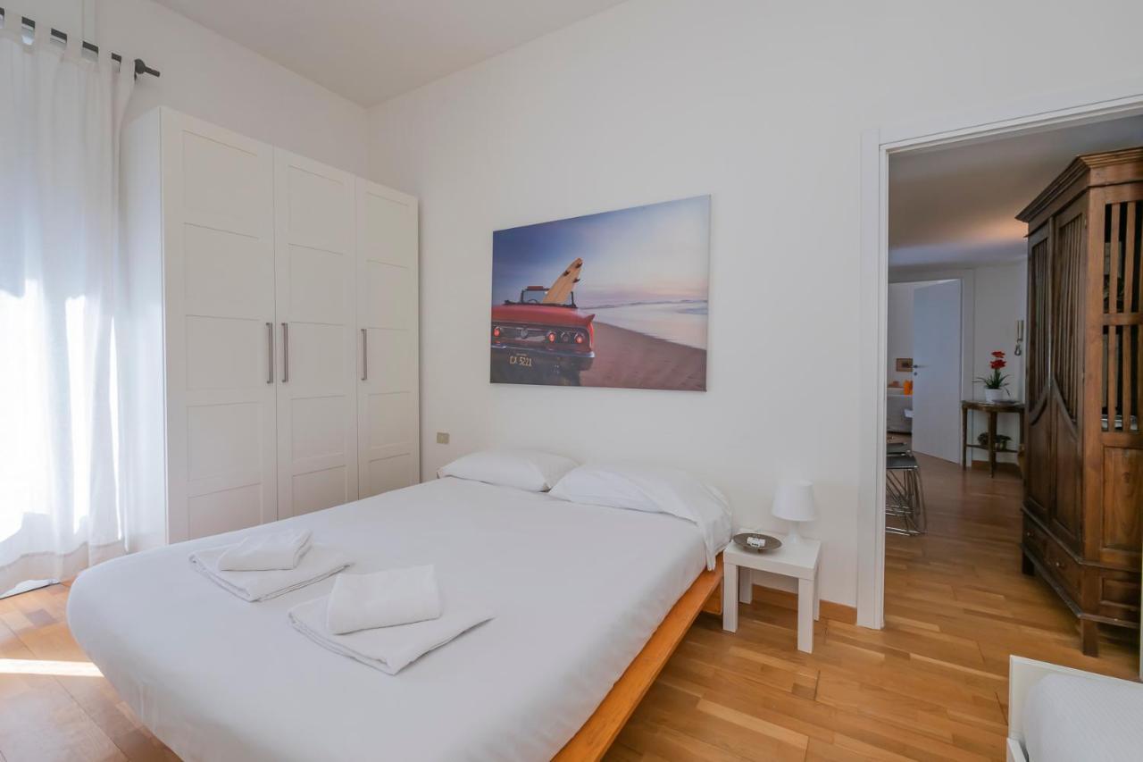 Luxury Flat Between Navigli And Duomo - Sambuco Милано Екстериор снимка